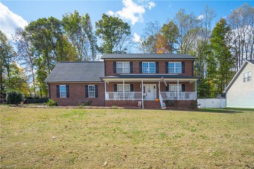 284 Arbor Trl, Thomasville, NC, 27360-7169 | Card Image