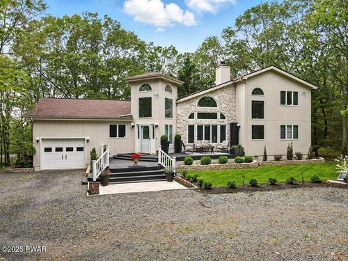 202 Remuda Dr, Lords Valley, PA, 18428 | Card Image