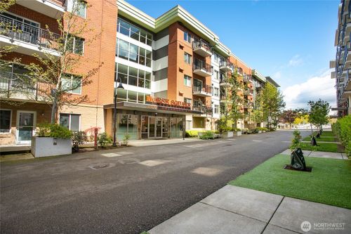 unit-405-1015 Railroad Ave, Bellingham, WA, 98225-5096 | Card Image
