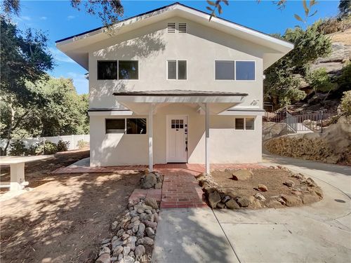 6440 Clear Springs Rd, Simi Valley, CA, 93063-4839 | Card Image