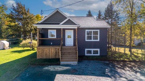 50 St Andrews St, Stewiacke, NS, B0N2J0 | Card Image
