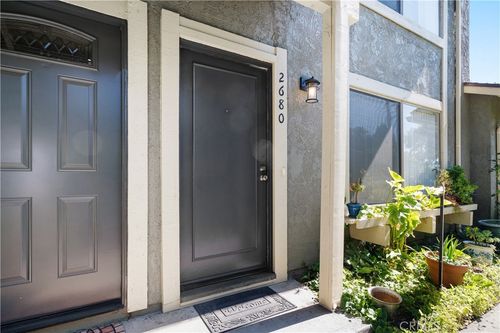 2680 La Paloma Cir, Thousand Oaks, CA, 91360-1543 | Card Image