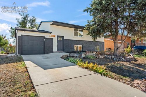 4515 London Ln, Colorado Springs, CO, 80916-2918 | Card Image