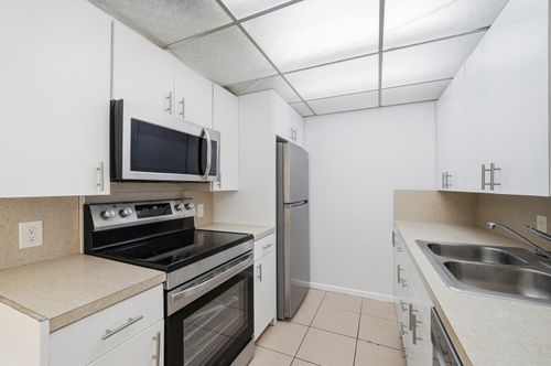 j3-2401 Antigua Cir, Coconut Creek, FL, 33066-1026 | Card Image