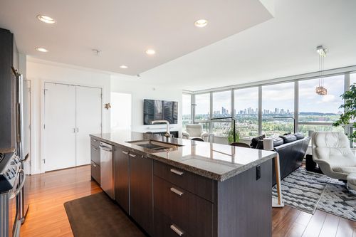 1904-2200 Douglas Rd, Burnaby, BC, V5C0G8 | Card Image