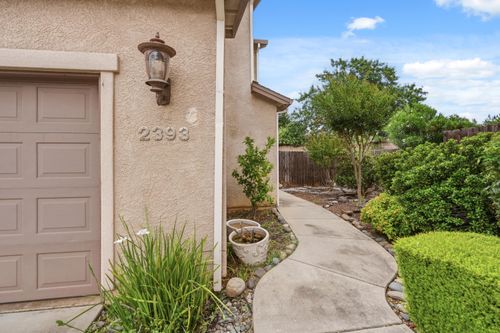 2393 Shining Star Way, Redding, CA, 96003-9321 | Card Image