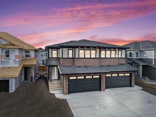 471 Kinniburgh Loop, Chestermere, AB, T1X3C2 | Card Image