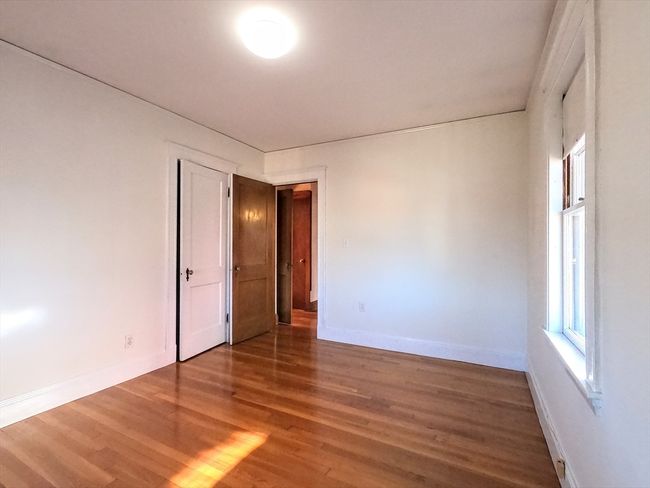 2 - 26 Guernsey St, Condo with 2 bedrooms, 1 bathrooms and null parking in Roslindale MA | Image 26
