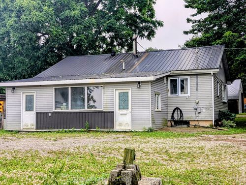 27 John St, Elmwood, ON, N0G1S0 | Card Image