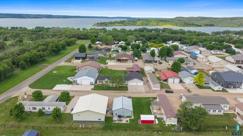 702 Lighthouse Island Ave, Lake Andes, SD, 57356-6856 | Card Image