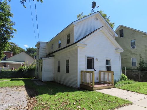 19 Pine St, Adams, MA, 01220-1427 | Card Image