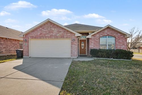 2433 Forest Creek Dr, Fort Worth, TX, 76123-2111 | Card Image