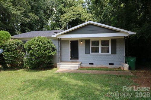 712 Edgegreen Dr, Charlotte, NC, 28217-3435 | Card Image