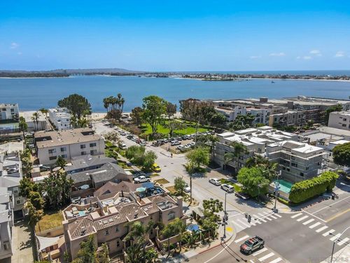 1311 15 Pacific Beach Dr, San Diego, CA, 92109 | Card Image