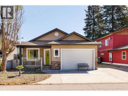 120 Deer St, Vernon, BC, V1H | Card Image