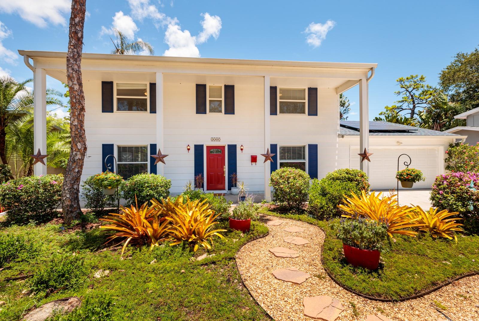 Madrid Way, Saint Petersburg, FL 33712