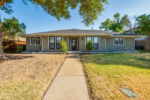 2213 Trinity Springs Dr, Carrollton, TX, 75007-5907 | Card Image