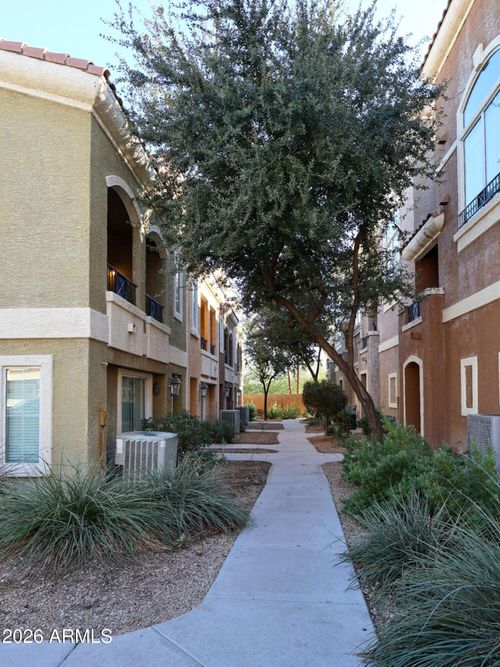 27-2450 W Glenrosa Ave, Phoenix, AZ, 85015-4826 | Card Image