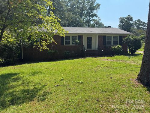 802 Roberdell Rd, Rockingham, NC, 28379-2541 | Card Image