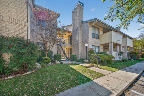 2311-11843 Braesview, San Antonio, TX, 78213-5811 | Card Image