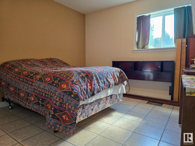 492 Stanley Close, House other with 5 bedrooms, 3 bathrooms and null parking in Spring Lake AB | Image 21