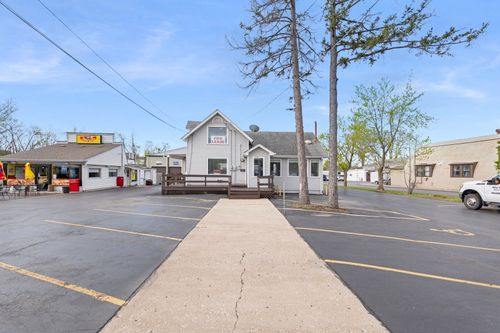 ml-388 W Liberty Street, Wauconda, IL, 60084 | Card Image