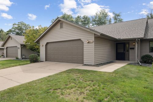 639 Hi Park Ave, Red Wing, MN, 55066-3989 | Card Image