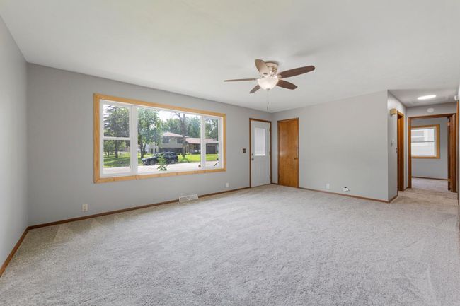 Living Room Entry | Image 7