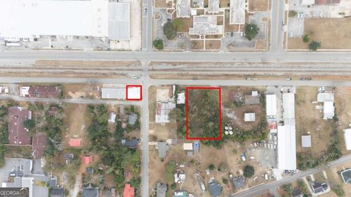 213 Se Park Ave, Baxley, GA, 31513-0656 | Card Image