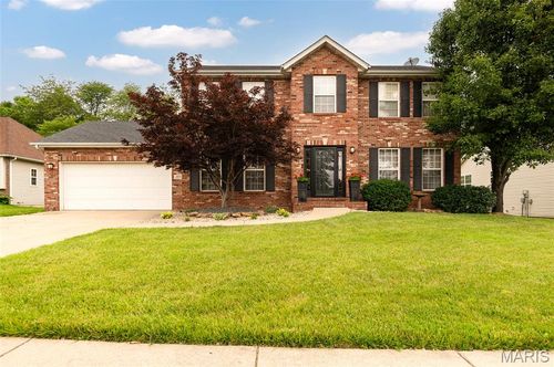 2053 Pinehurst Way, Maryville, IL, 62062-5698 | Card Image