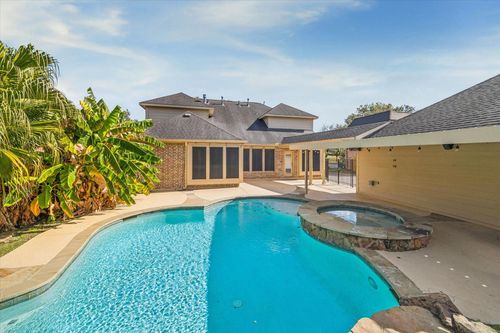 15614 Stone Gables Ln, Houston, TX, 77044-5366 | Card Image