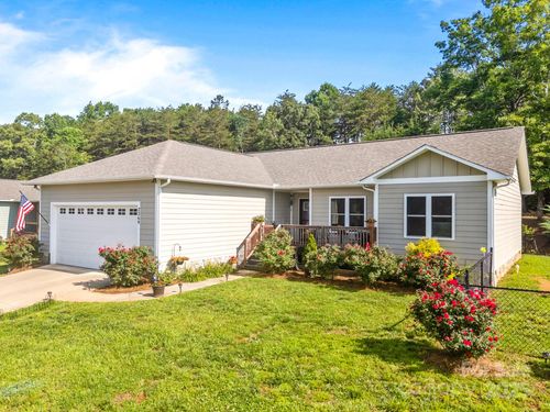 2369 Saratoga Run, Morganton, NC, 28655-6473 | Card Image