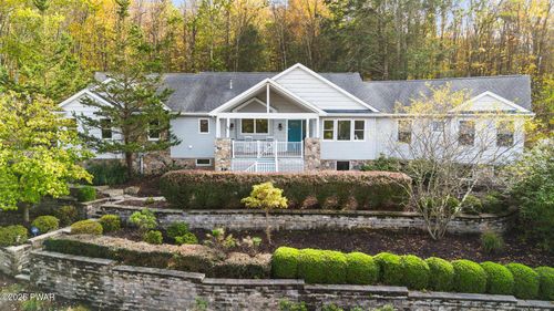 118 Autumn View Ln, Factoryville, PA, 18419-8048 | Card Image