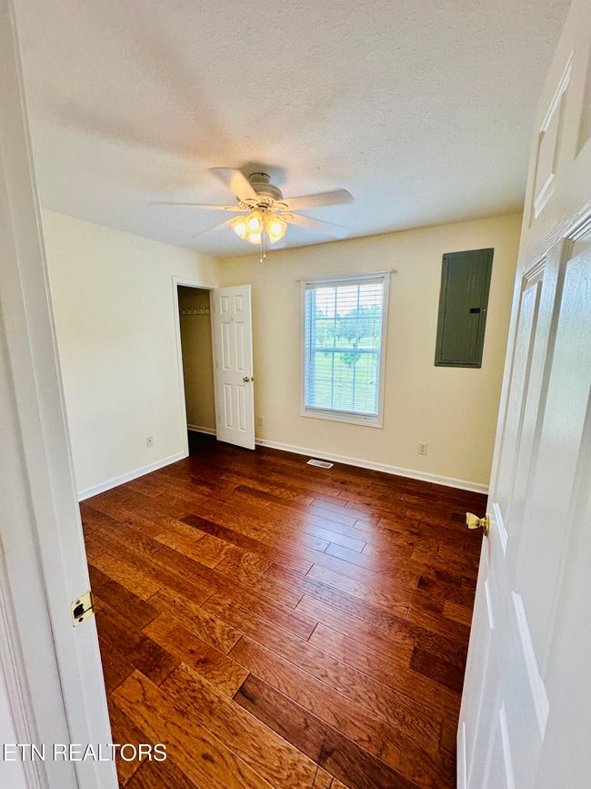 813 Clear Creek Pkwy, House other with 4 bedrooms, 3 bathrooms and null parking in Clarkrange TN | Image 39