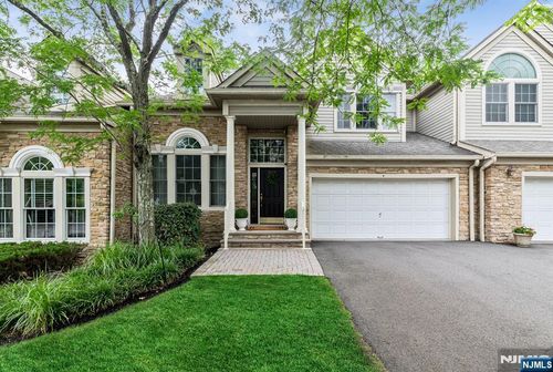 4 Alpine Dr, North Haledon, NJ, 07508-3116 | Card Image