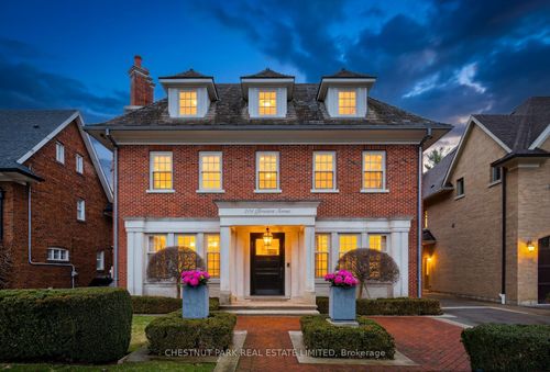 204 Glencairn Avenue, Toronto, ON, M4R1N2 | Card Image