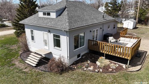 303 Stanley St, Elbow, SK, S0H1J0 | Card Image