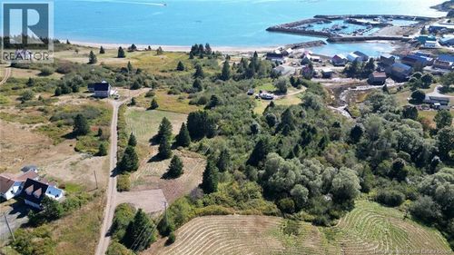 01 Red Point Rd, Grand Manan, NB, E5G | Card Image