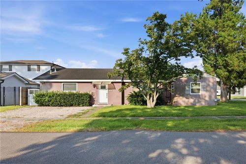901 Newman Ave, Jefferson, LA, 70121-1238 | Card Image