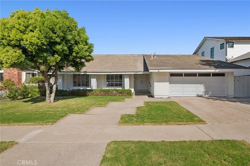 2030 Port Weybridge Pl, Newport Beach, CA, 92660-5433 | Card Image