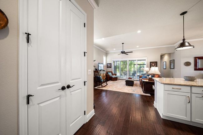 13917 Kingfisher Glen Dr, House other with 2 bedrooms, 3 bathrooms and null parking in LITHIA FL | Image 9