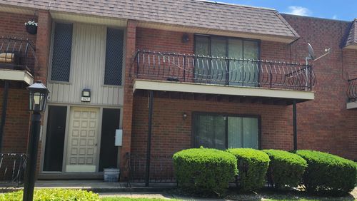 apt-105-627 Carroll Pkwy, Glenwood, IL, 60425-1189 | Card Image
