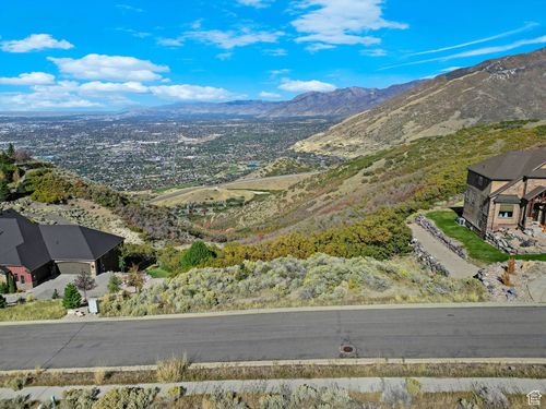 33-1349 E Elk Glen Dr, Draper, UT, 84020-5659 | Card Image