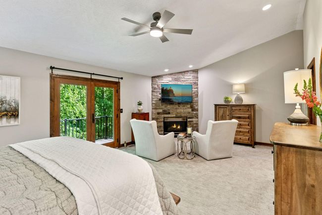 1405 W Farm Rd, House other with 5 bedrooms, 5 bathrooms and null parking in Chaska MN | Image 42