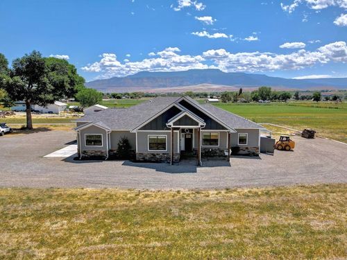 3335 E 3/4 Rd, Clifton, CO, 81520-8012 | Card Image
