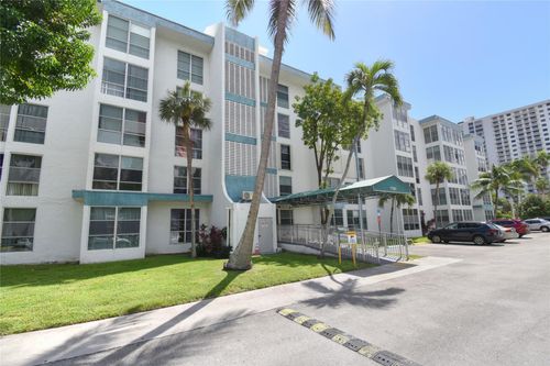 apt-215-17560 Atlantic Blvd, Sunny Isles Beach, FL, 33160-0050 | Card Image