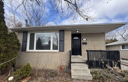 437 Taylor Mills Dr N, Richmond Hill, ON, L4C2V1 | Card Image