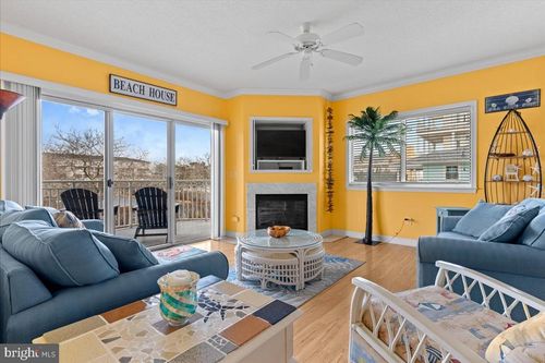 102-5300 Coastal Hwy, OCEAN CITY, MD, 21842-3677 | Card Image