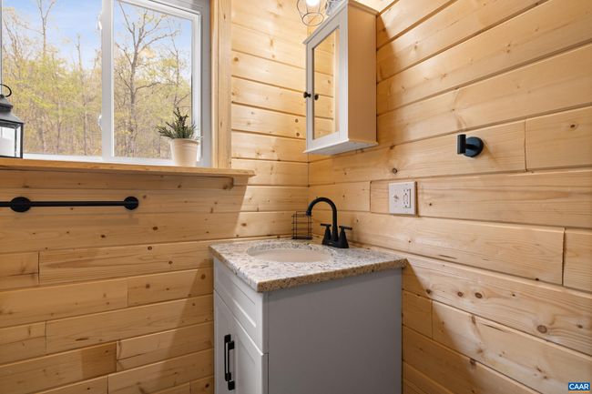 136 Wildwood Ln, House other with 4 bedrooms, 2 bathrooms and null parking in SHENANDOAH VA | Image 37