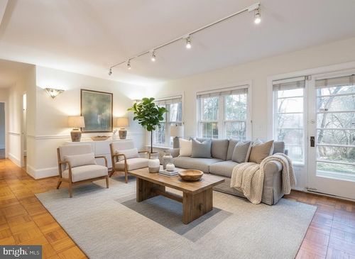 3225 Ravensworth Pl, ALEXANDRIA, VA, 22302-2107 | Card Image